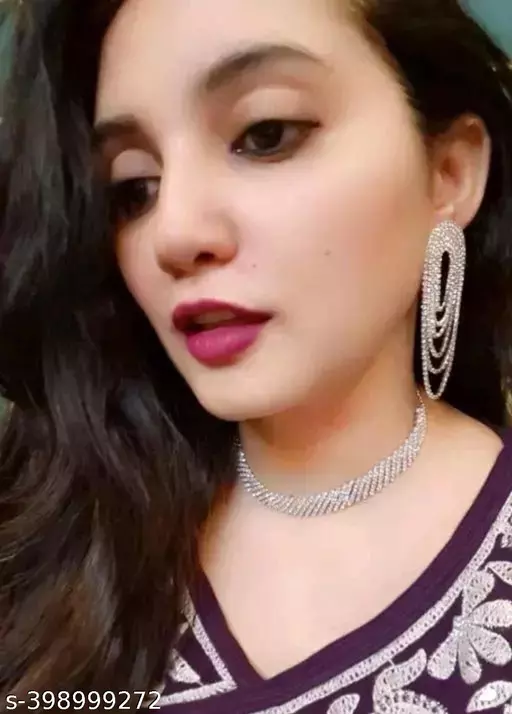 Silver jewellery set with beautiful earrings - Image 2