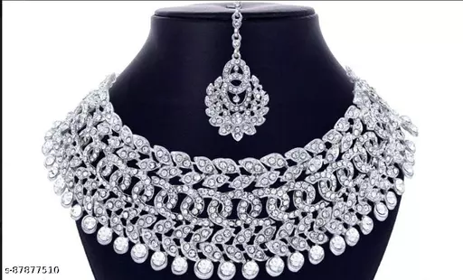 Sterling Rhodium Plated Jewellery Set With White Austrian Diamond - Image 2